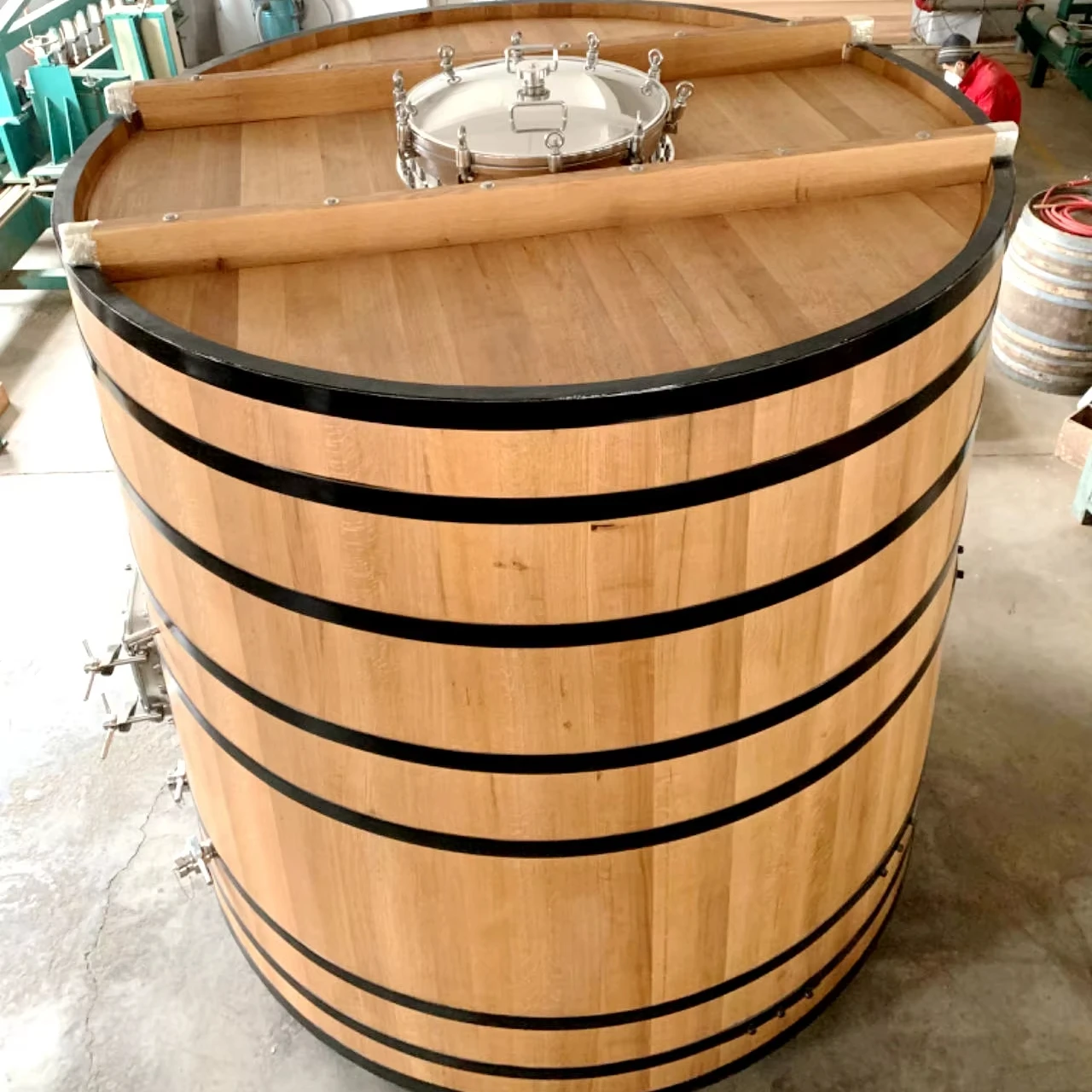 Voor houten eikenvaten voor he - Wine In Beer Store recensie en prijs