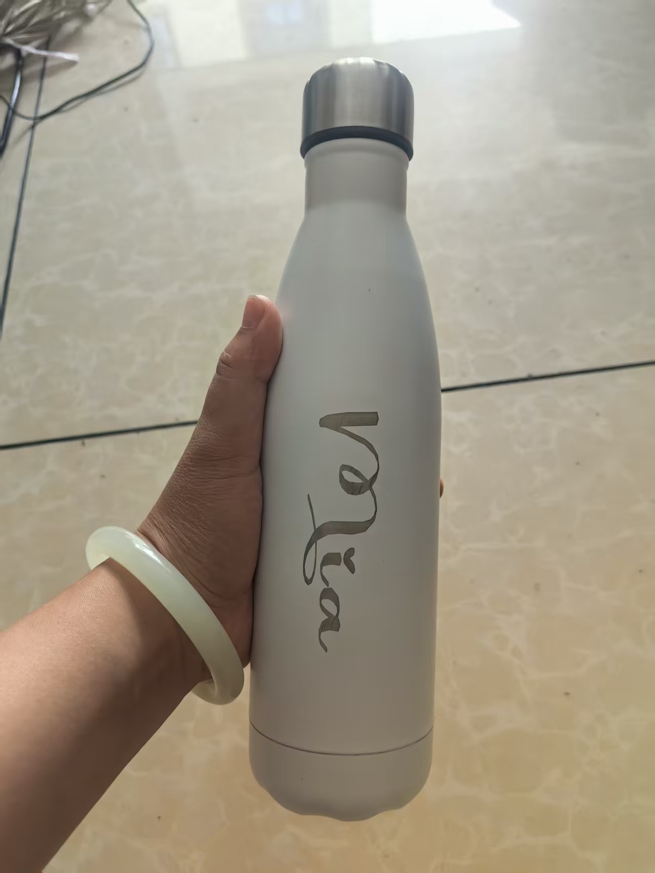 Aangepaste tekst/logo gedrukte - Wine In Beer Name recensie en prijs